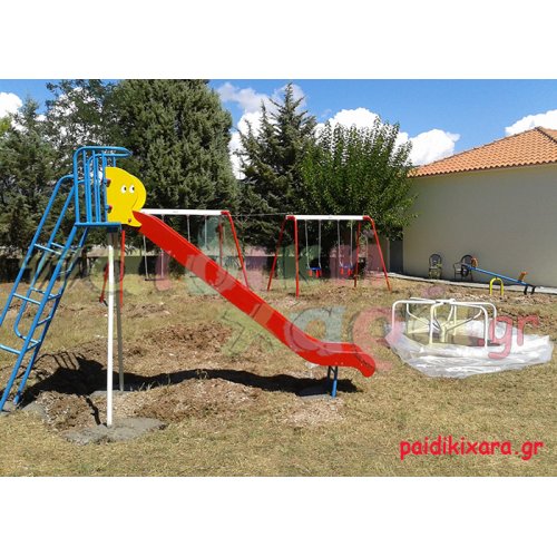 Παιδική χαρά με μεταλλικά όργανα στον Δήμο Τριφυλίας